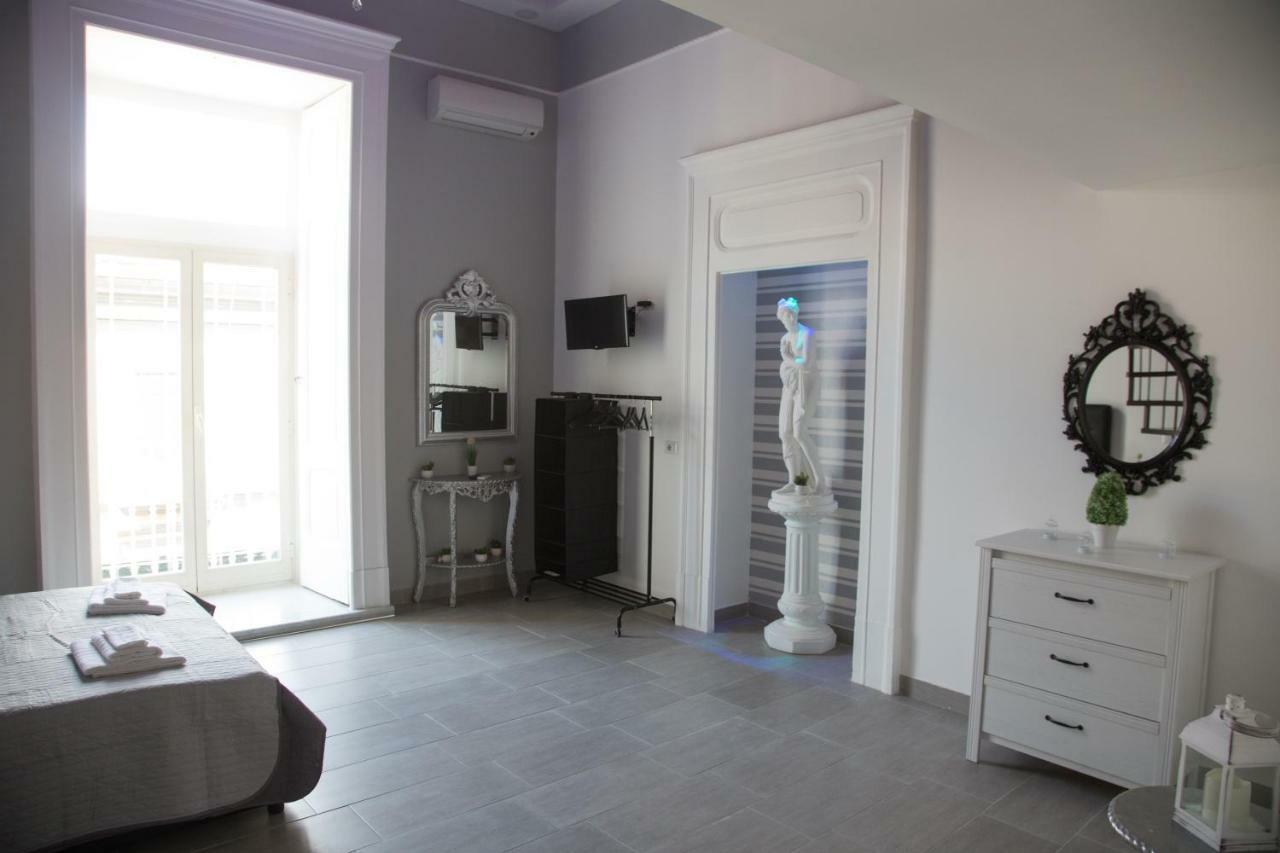 Vesuvius Luxury Suites Napoli Eksteriør bilde