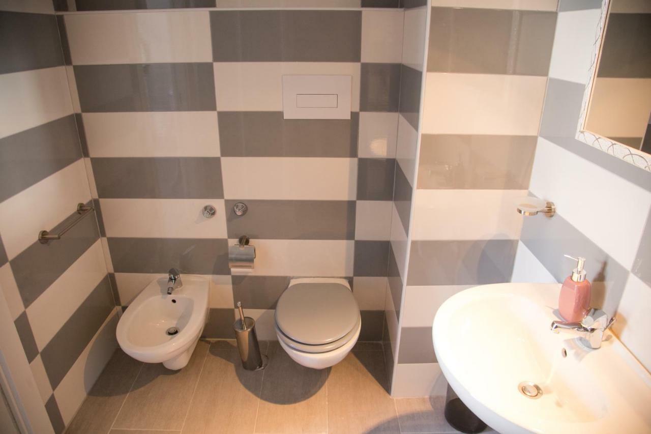 Vesuvius Luxury Suites Napoli Eksteriør bilde